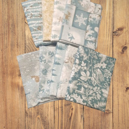 9 Fat Quarters - Assorted Winter Whispers Fat Quarter Bundle