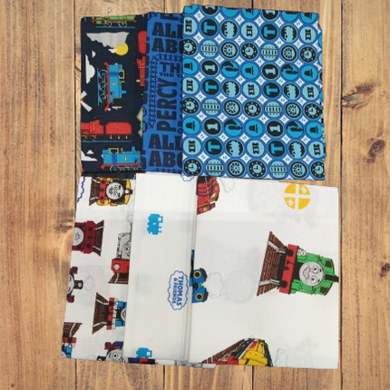 6 Fat Quarters Bundle - All Aboard Thomas And Friends Blue & White Cotton Fat Quarter Bundle