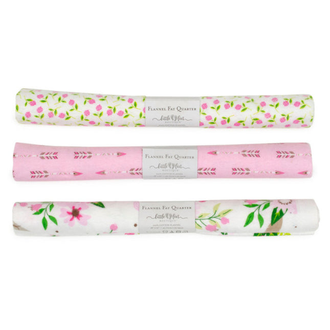 Wild and Free Rolled Flannel Fat Quarter Bundle ( 6 Pieces)