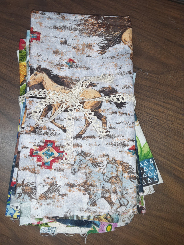 Novelty Fat Quarter Bundles Set of 10 Pieces